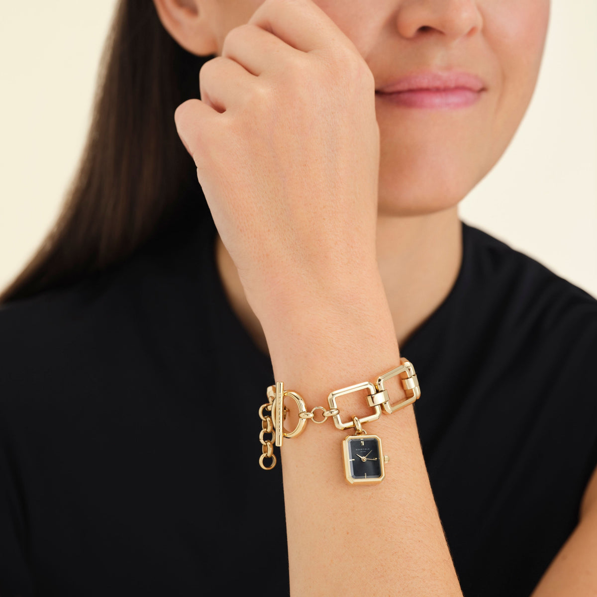 Octagon Chain Gold Black Leftcolumn