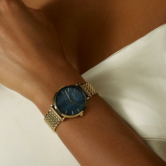 Upper East Side Black Gold leftcolumn